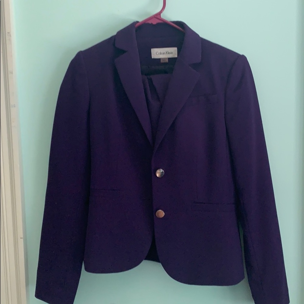 FULL SKIRT SUIT